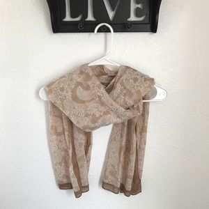 EUC Gap scarf